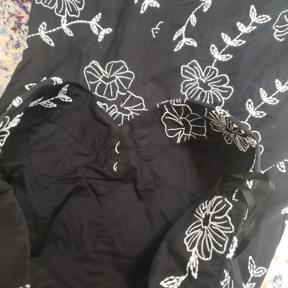 White House Black Market Strapless Cotton Embroidered Summer Dress Size 6 - Picture 6 of 14